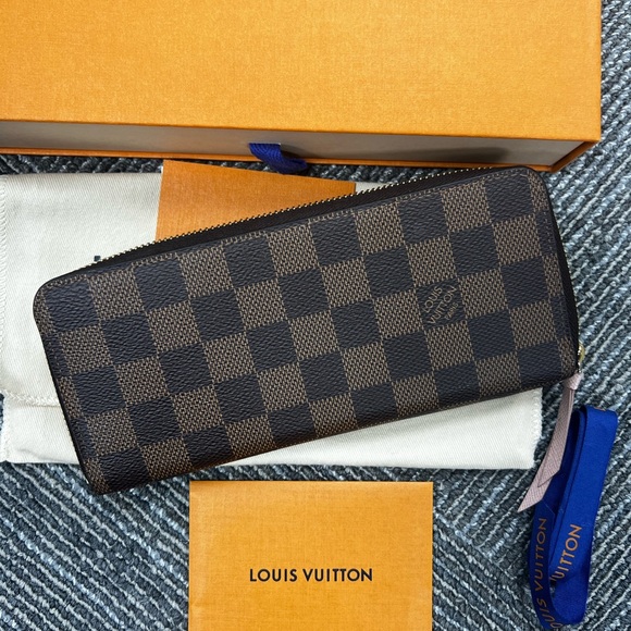 LOUIS VUITTON DAMIER EBENE CLEMENCE WALLET ZIP AROUND LONG - Picture 8 of 15